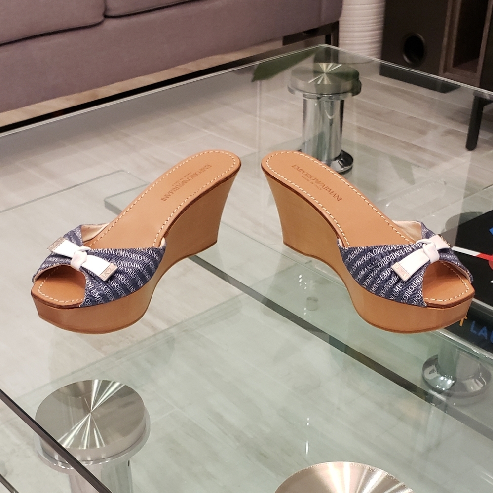 EUC - Emporio Armani logo jeans wedge sandals with white bow.